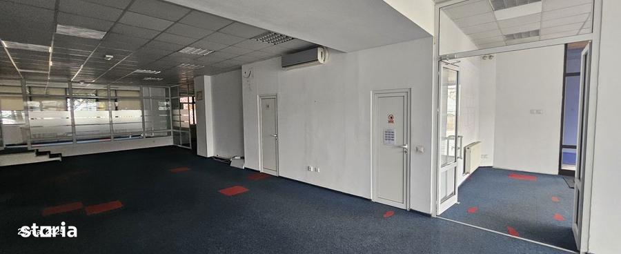 Spațiu comercial, de 184 mp, în Centru Civic