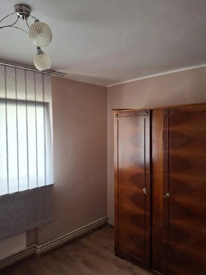 Apartament cu 2 camere semidecomandat în Burdujeni