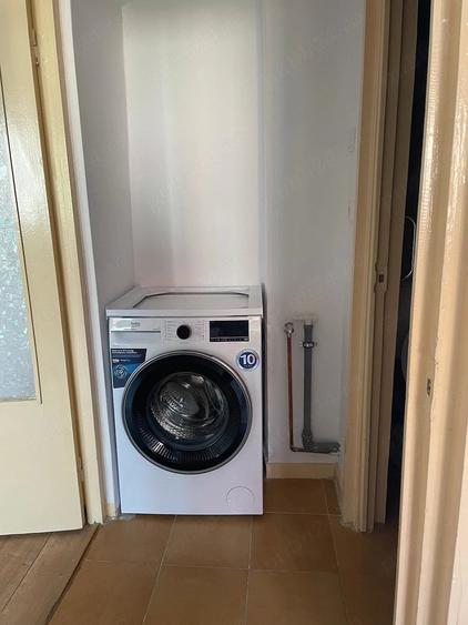 Apartament cu 3 camere semidecomandat în Exterior Vest