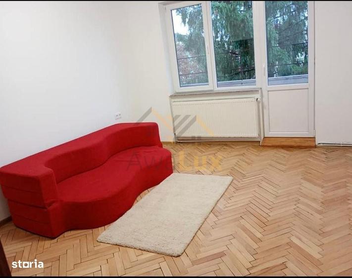 Apartament cu 3 camere decomandat în Nord