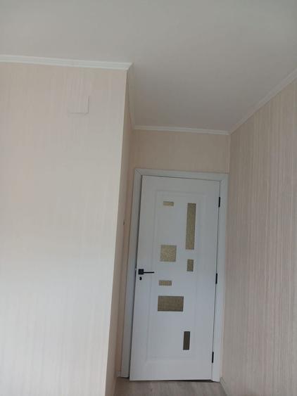 Apartament cu 3 camere decomandat în Păcii
