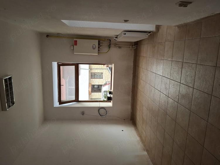 Spațiu comercial, de 45 mp, în Central