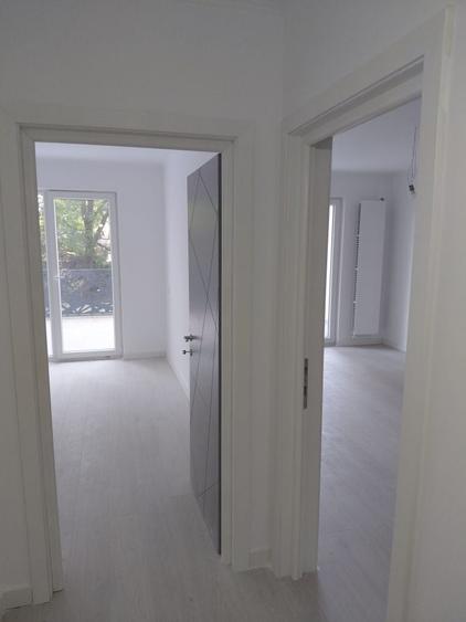 Apartament cu 2 camere decomandat în Exterior Vest
