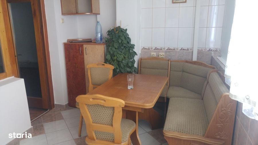 Apartament cu 3 camere decomandat în Unirii Sud