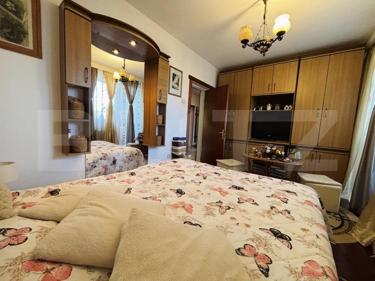 Apartament cu 3 camere decomandat, mobilat în Centrul Istoric