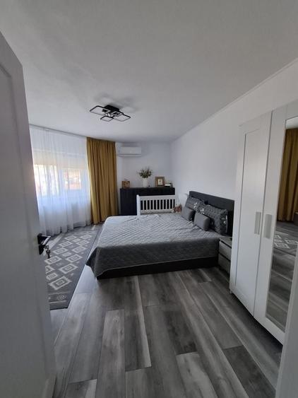 Apartament cu 2 camere decomandat în Liliacului