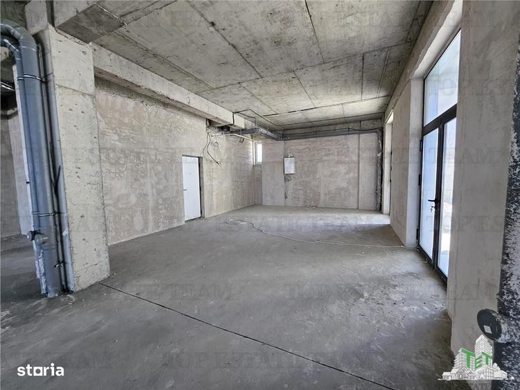 Spațiu comercial, de 208 mp, în Mamaia