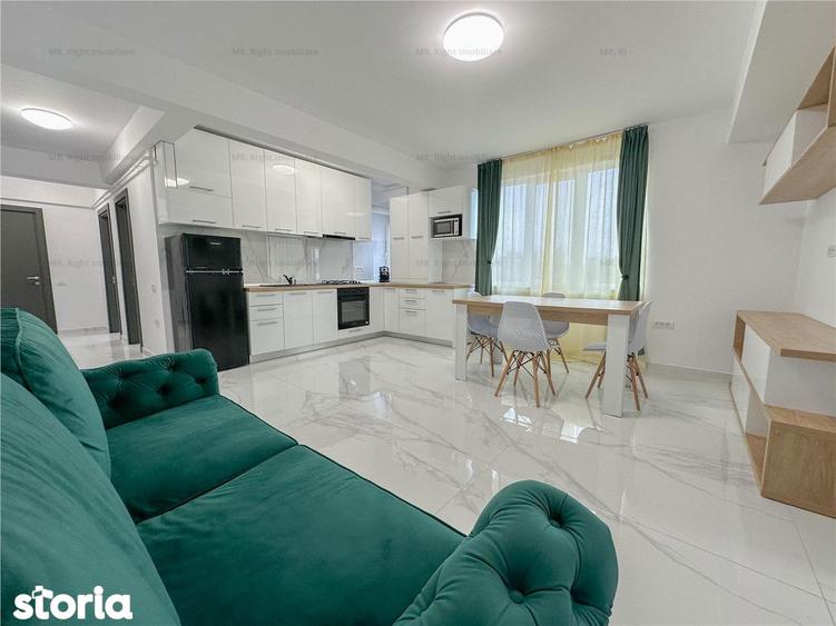Apartament cu 3 camere semidecomandat, mobilat în 15 Noiembrie