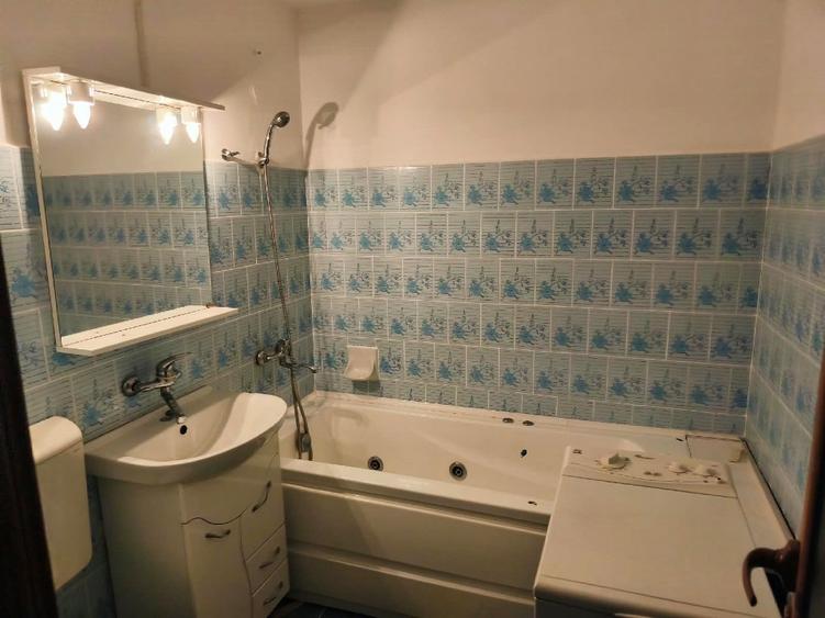 Apartament cu 2 camere decomandat în Hipodrom