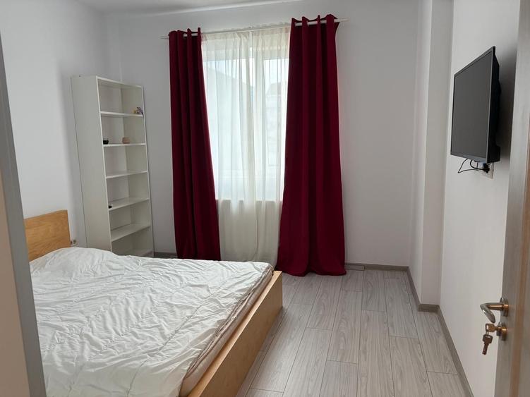 Apartament cu 2 camere decomandat în Fundeni
