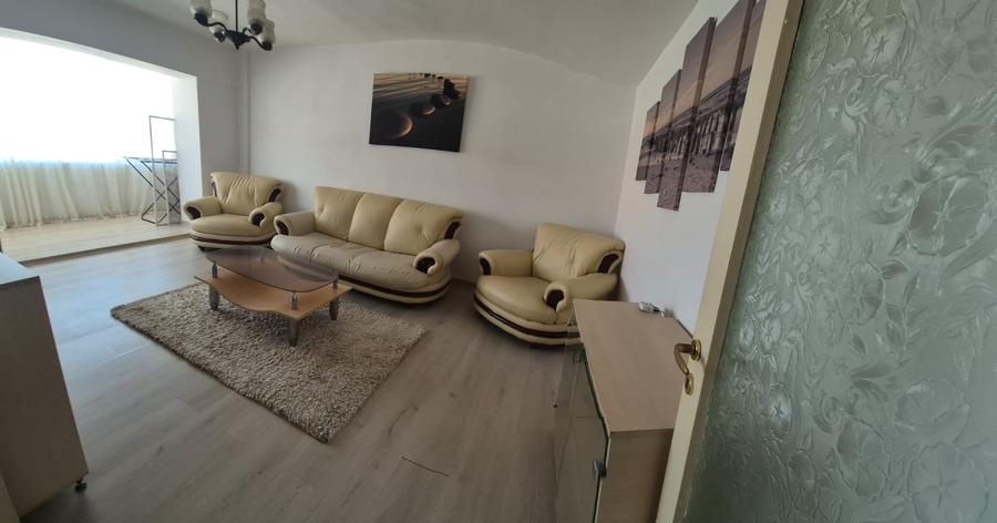 Apartament cu 2 camere în Decebal