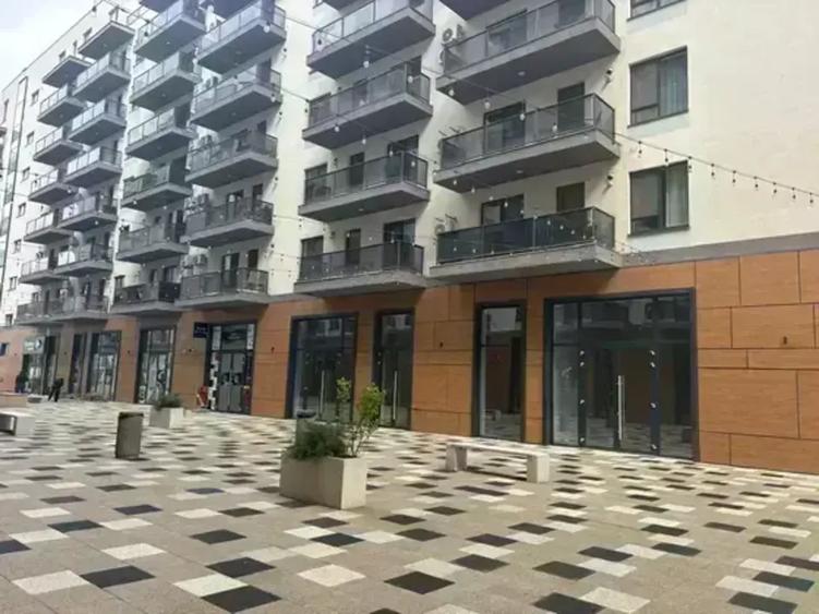 Spațiu comercial, de 80 mp, în Central