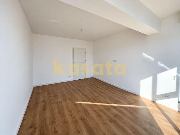Apartament cu 3 camere decomandat în Theodor Pallady