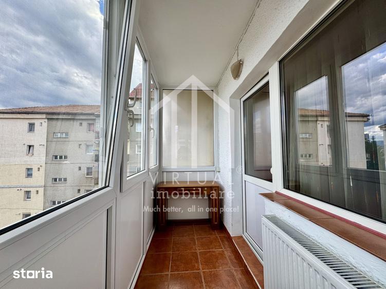 Apartament cu 4 camere decomandat, mobilat în Ștrand