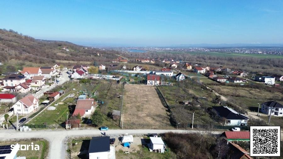 Teren de 3000 mp, în Podgoria