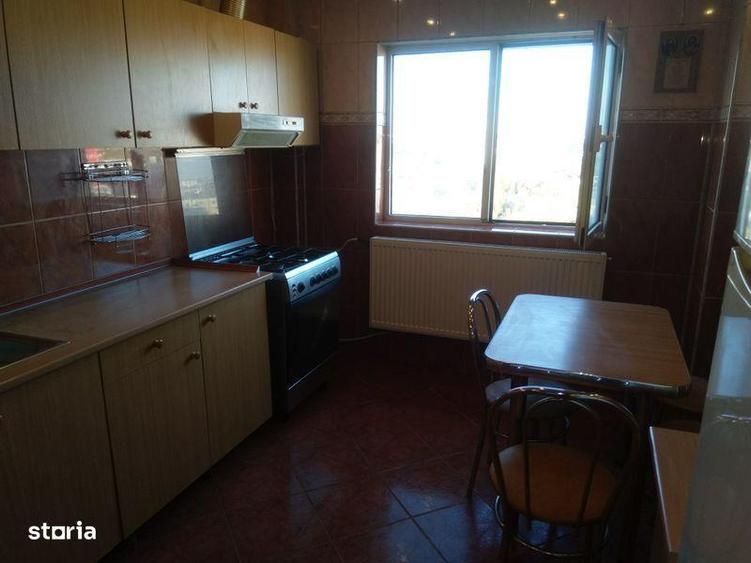 Apartament cu 3 camere, mobilat în Pantelimon