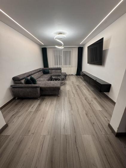 Apartament cu 3 camere în Central