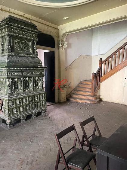 Casă cu 20 camere cu Teren 521 Mp în Cișmigiu
