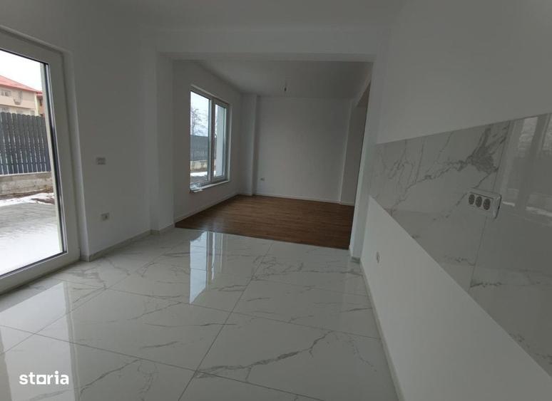 Casă cu 4 camere cu Teren 400 Mp în Valea Lupului