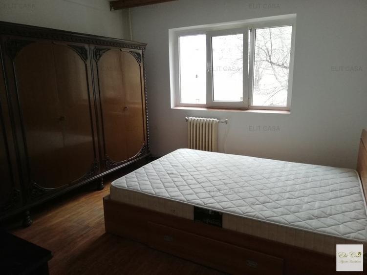 Apartament cu 2 camere decomandat, mobilat în Nicolina