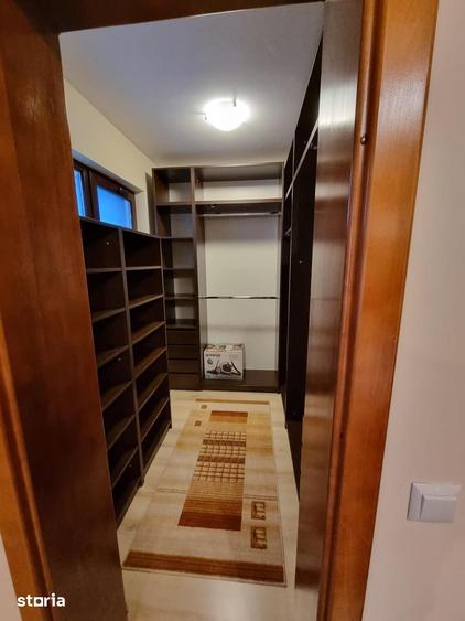 Apartament cu 3 camere decomandat în Bucium