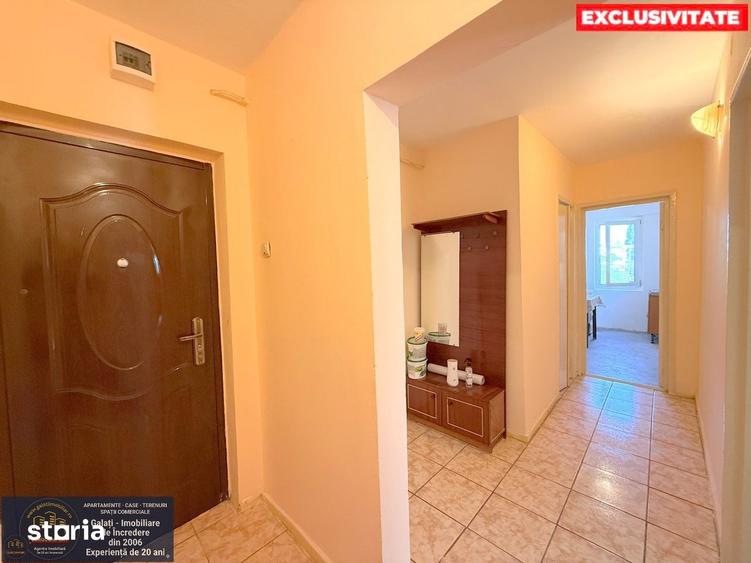 Apartament cu 2 camere în Micro 17