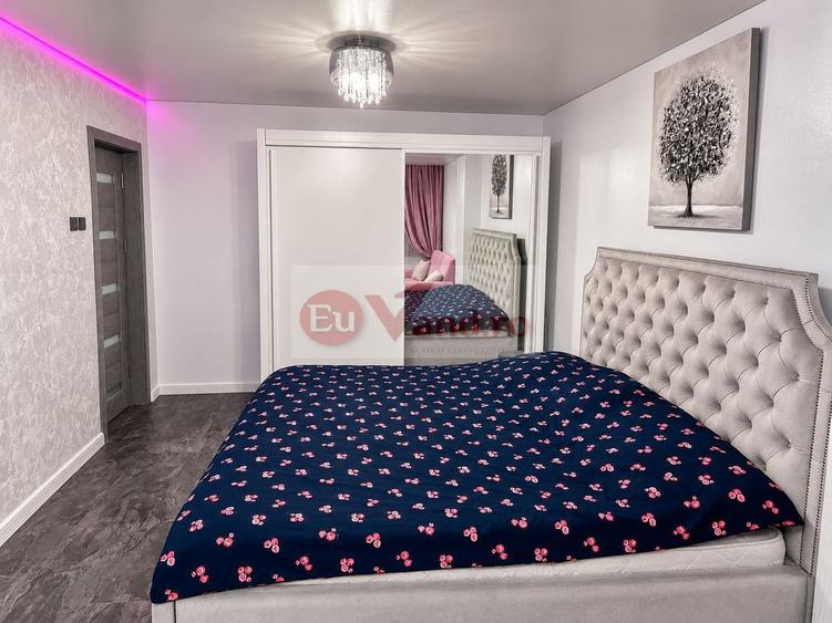 Apartament cu 3 camere decomandat, mobilat în Faleză