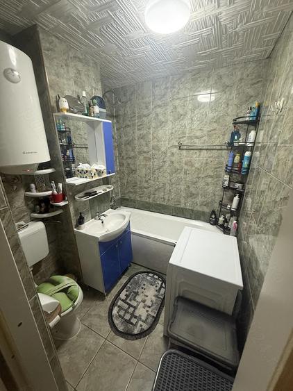 Apartament cu 2 camere decomandat în Livada