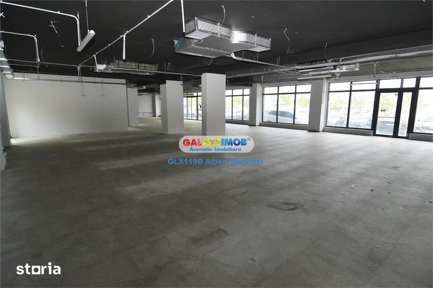 Spațiu comercial, de 377 mp, în Central
