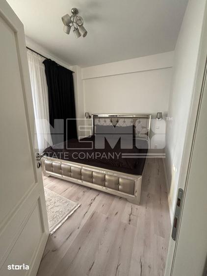 Apartament cu 3 camere decomandat, mobilat în Central