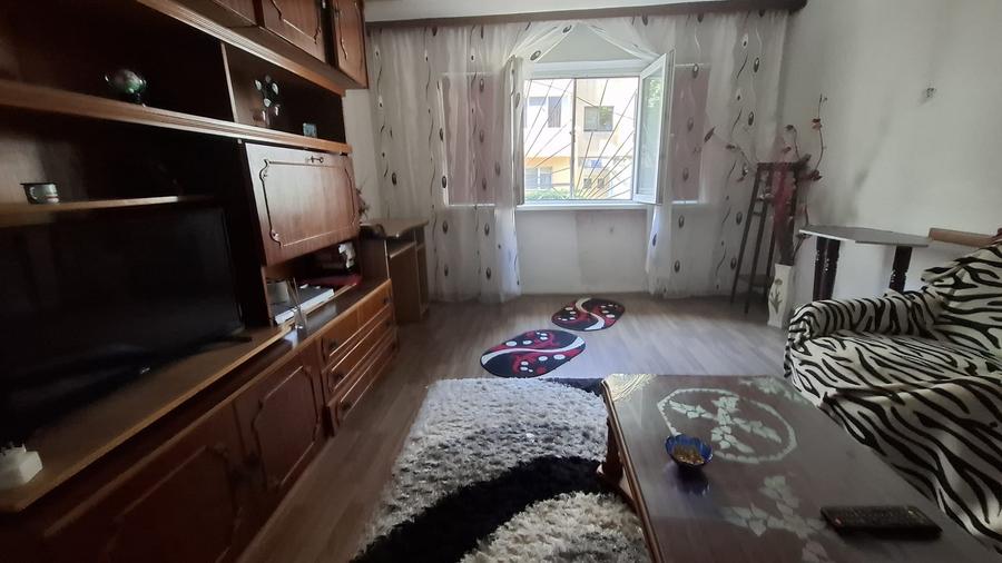 Apartament cu 2 camere decomandat în Inel II