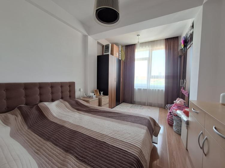 Apartament cu 2 camere decomandat, mobilat în Fratelia