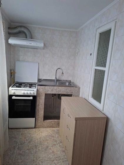 Apartament cu 2 camere de inchiriat, vis-a-vis de Universitatea Ovidius, bd. Mamaia - 4