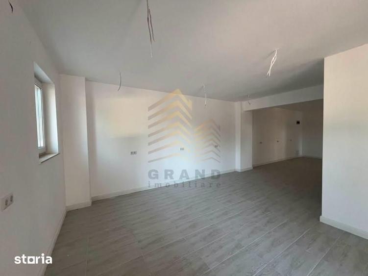 Spațiu comercial, de 90 mp, în Central