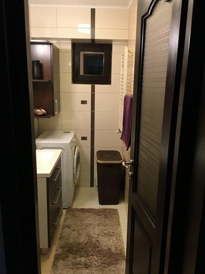 Apartament cu 4 camere decomandat în Burdujeni