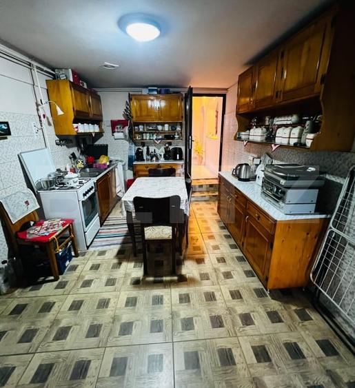 Duplex cu 3 camere cu Canalizare în Libertății