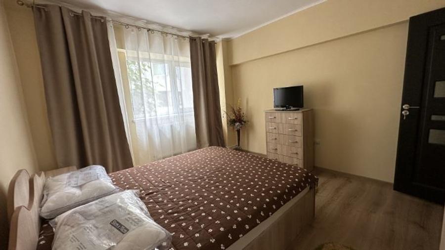 Apartament cu 2 camere decomandat în Tineretului