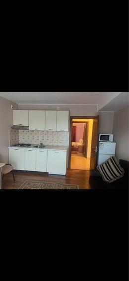 Apartament cu 2 camere semidecomandat în Ghiroda