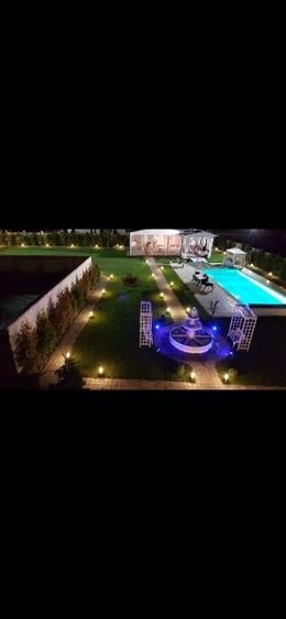 Casă individuală cu 7 camere cu Teren 1687 Mp în Domnești