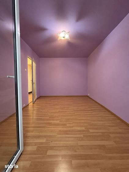 Apartament cu 4 camere în Est
