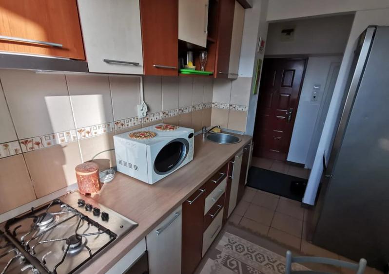 Apartament 2 camere | Semidecomandat | Mobilat | Zona Astra - 9