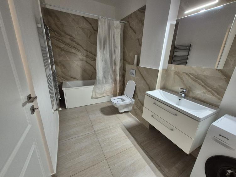 Apartament cu 2 camere decomandat în Torontalului