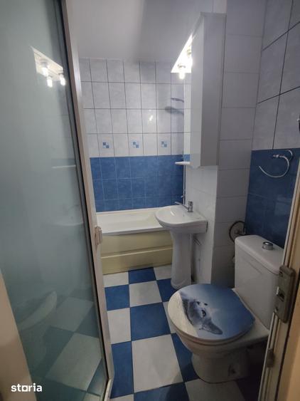 Apartament cu 2 camere semidecomandat în Mircea cel Bătrân
