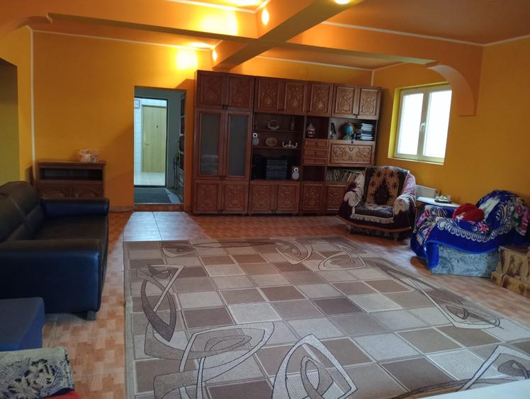 Casă cu 6 camere cu Canalizare în Tărtășești