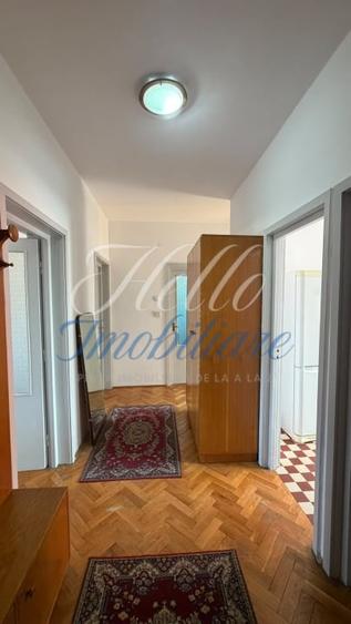 Apartament cu 3 camere decomandat, mobilat în Gară