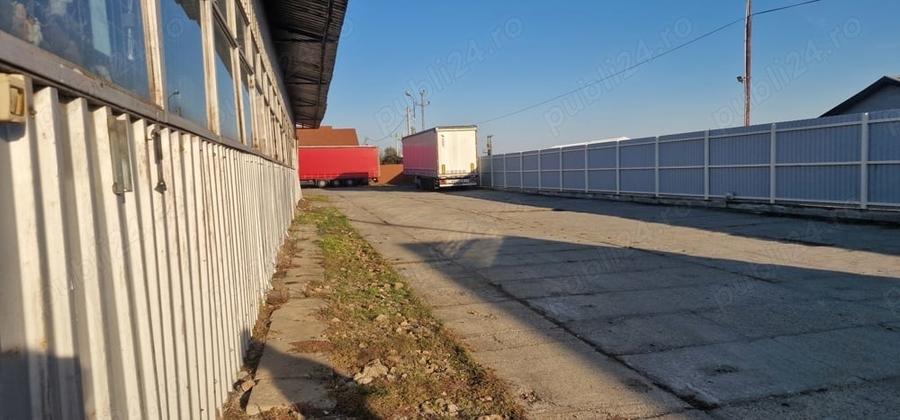 Spațiu comercial, de 300 mp, în Central