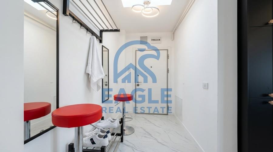 Apartament cu 2 camere nedecomandat în Km 5