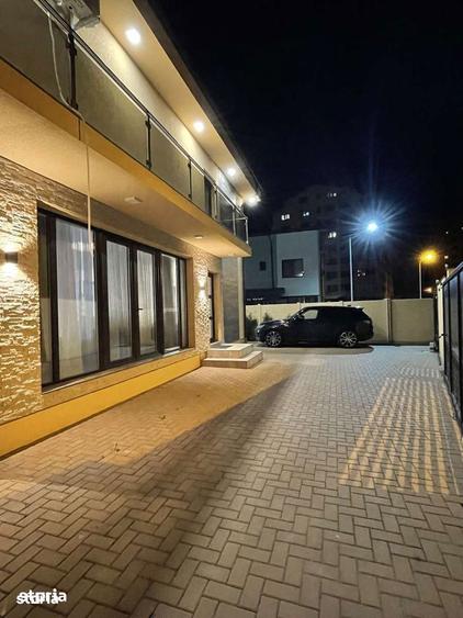 Casă cu 4 camere cu Teren 310 Mp în Central