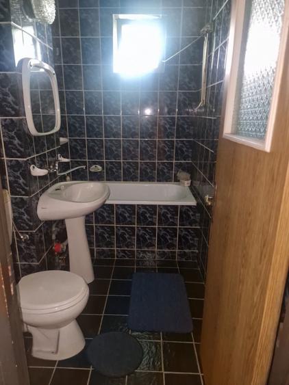 Apartament cu 3 camere semidecomandat în Dacia
