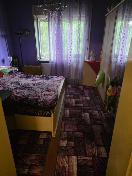 Casă cu 2 camere cu Teren 30 Mp în Petros
